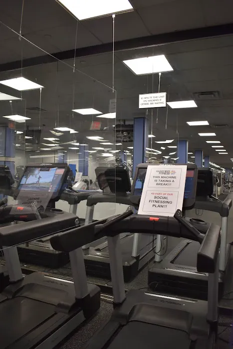 Glenpointe Fitness Picture 3