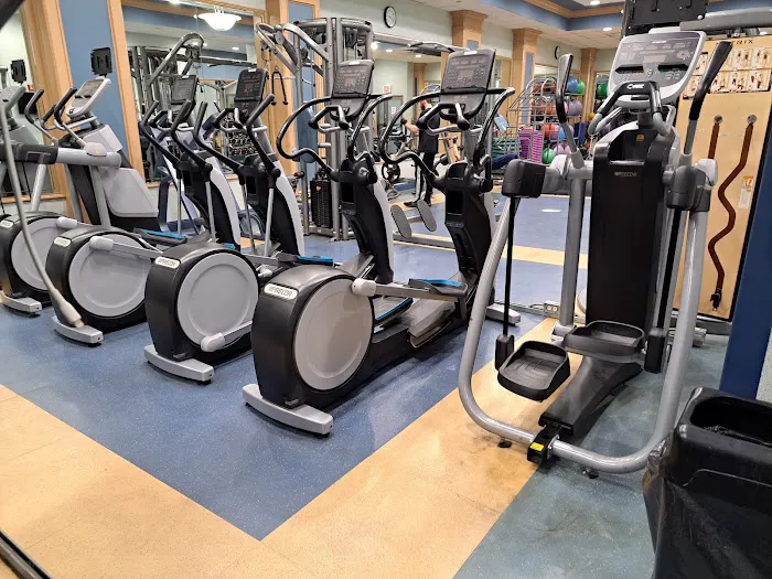 YVY Community Fitness Picture 6