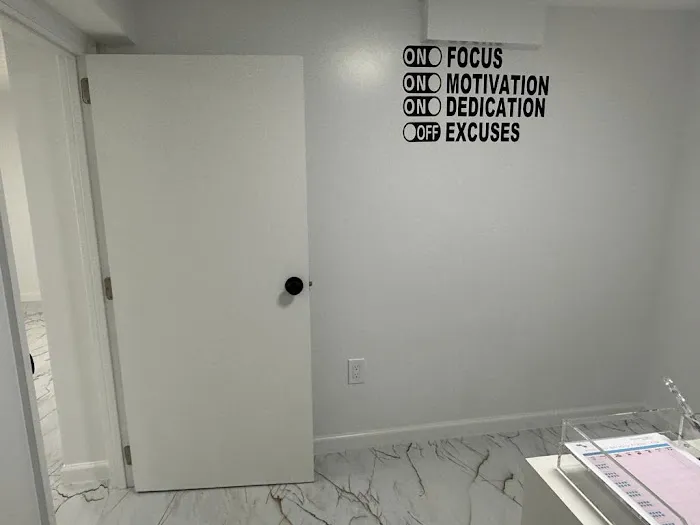 FIVE 30 STUDIO Picture 9