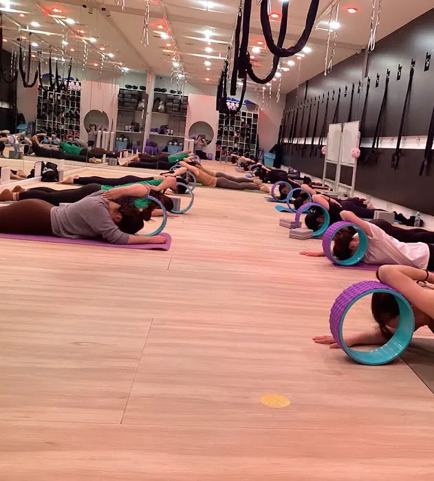 U Plus Yoga Picture 1