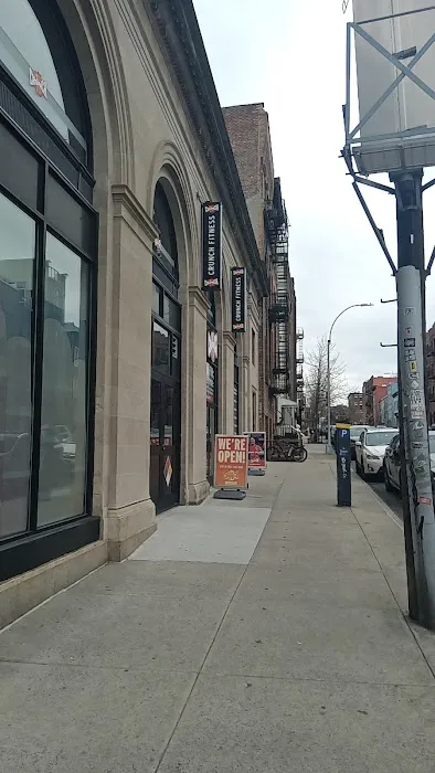 Crunch Fitness - South Slope Picture 5