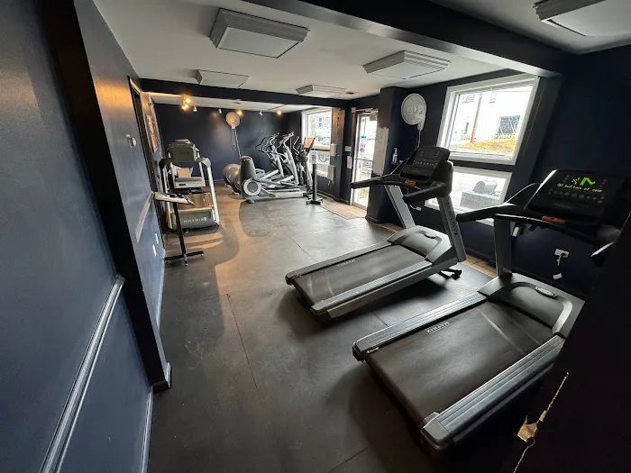 Iron Will Gym Picture 3