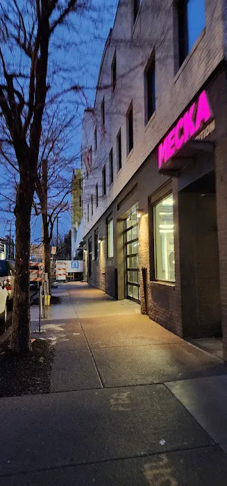 Mecka Fitness- Strip District Picture 4