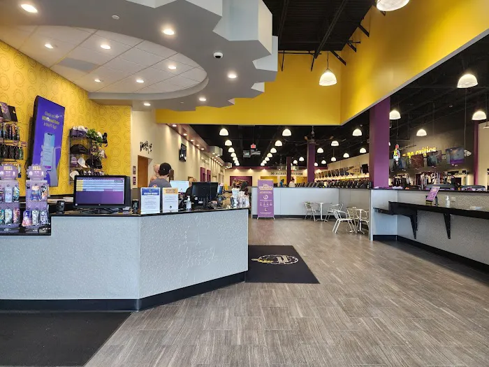 Planet Fitness Picture 10