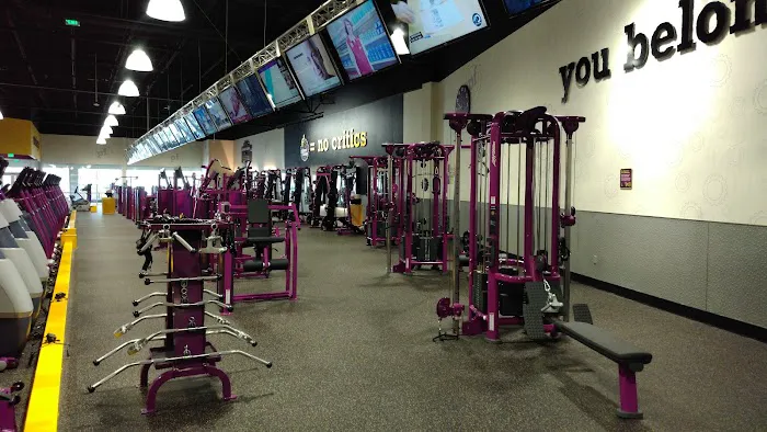 Planet Fitness Picture 6
