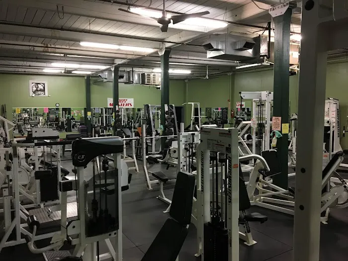 Revolution Racquet and Fitness Club LLC Picture 1