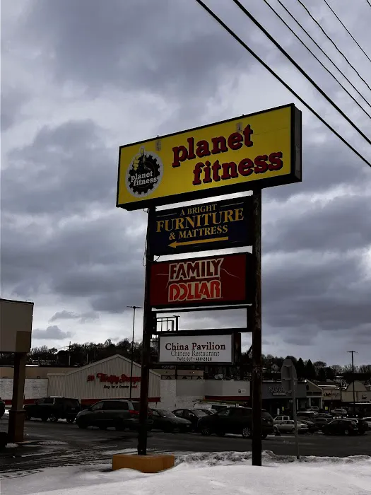 Planet Fitness Picture 2