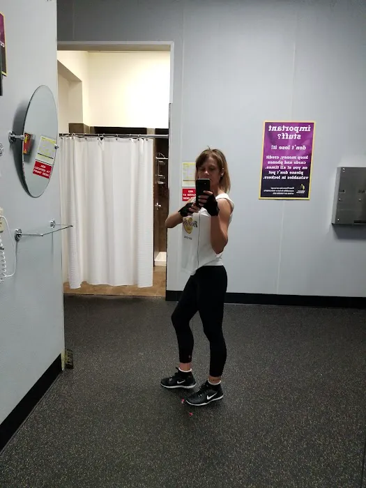 Planet Fitness Picture 8