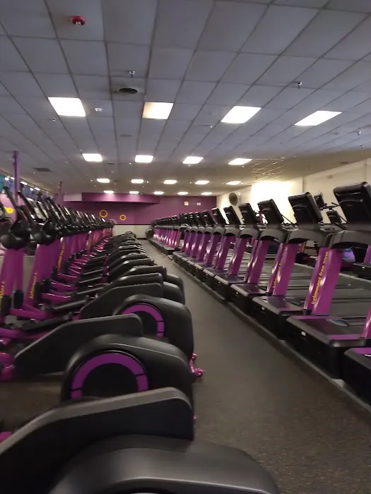 Planet Fitness Picture 7