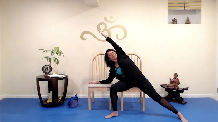Present Wisdom Yoga Picture 4