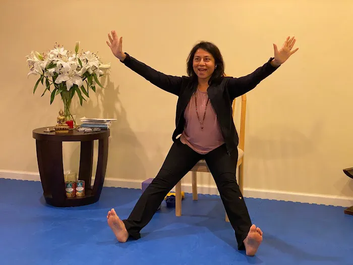 Present Wisdom Yoga Picture 2