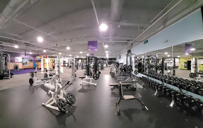 Anytime Fitness Waterbury Picture 2