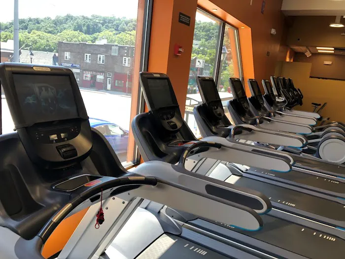 Anytime Fitness Picture 10