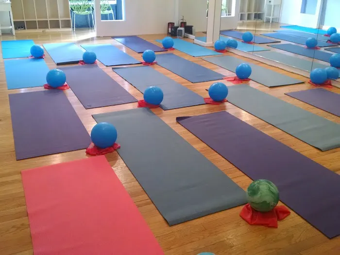 Jennifer Garden Yoga, Pilates and Barre Picture 2