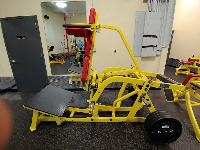 Retro Fitness Picture 10