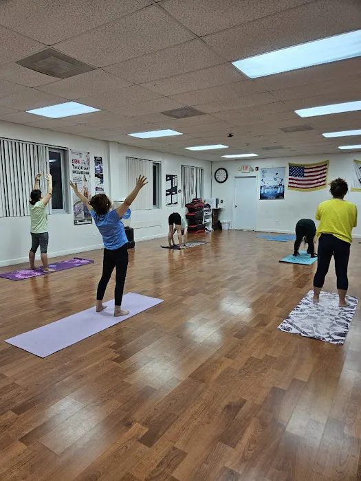 K Thunderbolt meditation & yoga Picture 9