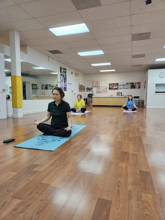 K Thunderbolt meditation & yoga Picture 6