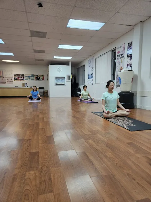 K Thunderbolt meditation & yoga Picture 1