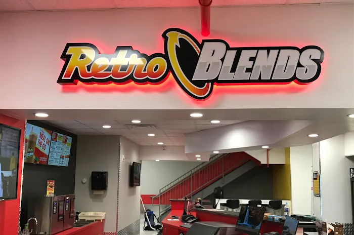 Retro Fitness Picture 5