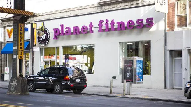 Planet Fitness Picture 2