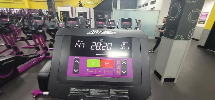 Planet Fitness Picture 4