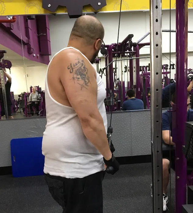 Planet Fitness Picture 9