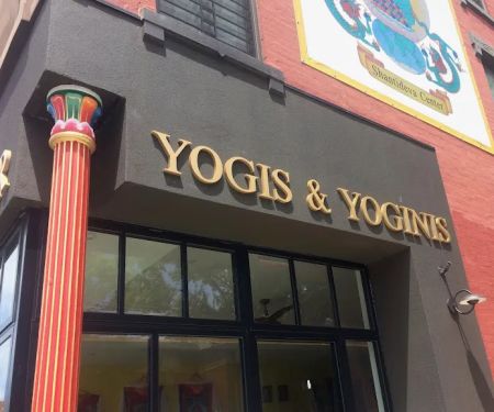 Yogis & Yoginis