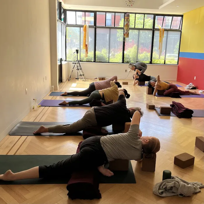 Yogis & Yoginis Picture 7