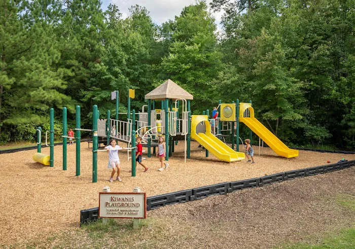 Patrick Henry Family YMCA Picture 9