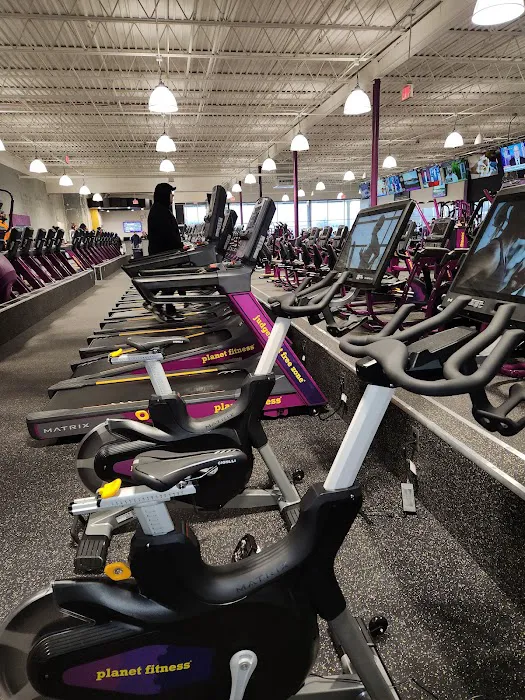 Planet Fitness Picture 5