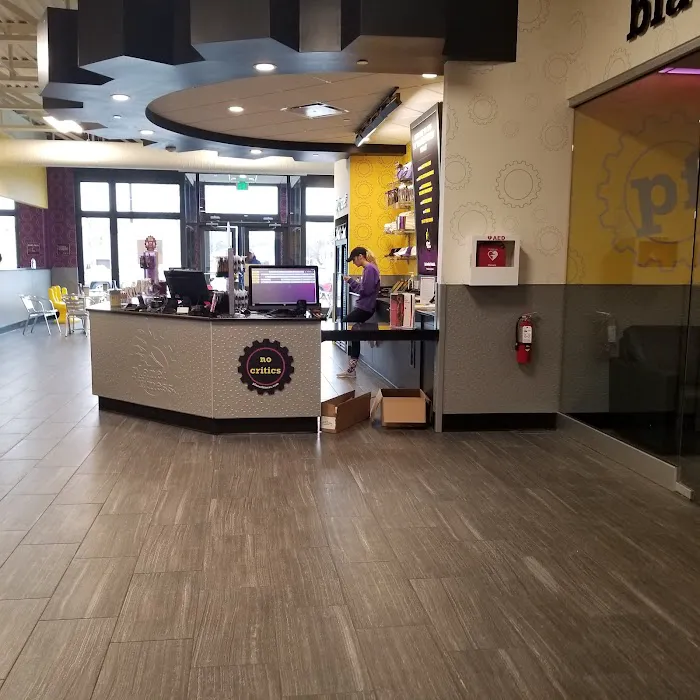 Planet Fitness Picture 7