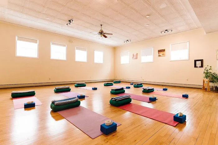 Anahata Schoolhouse Picture 4