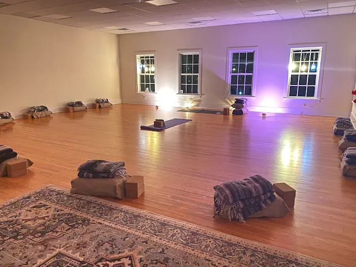 The Newtown Yoga Center Picture 5