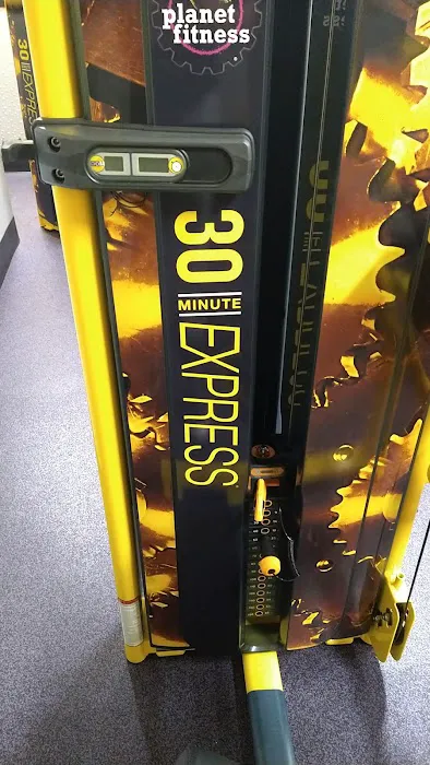 Planet Fitness Picture 10
