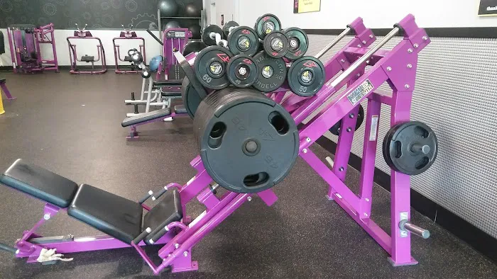 Planet Fitness Picture 3