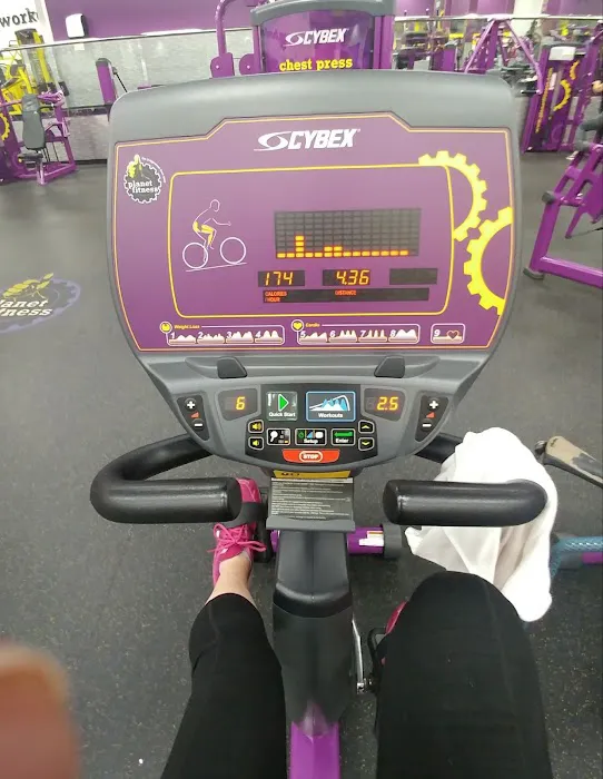 Planet Fitness Picture 2