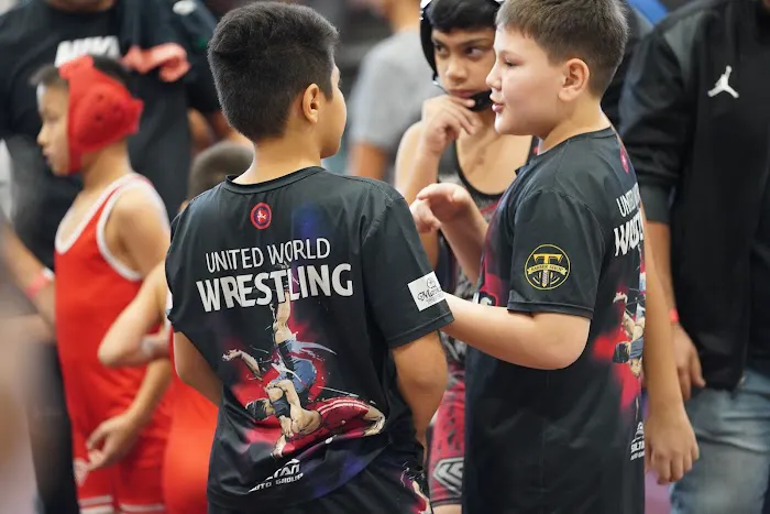 Wolf Wrestling Club Picture 4