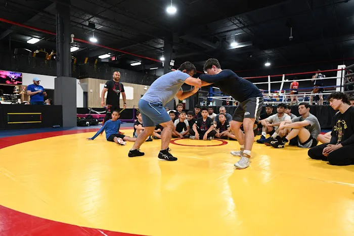 Wolf Wrestling Club Picture 9