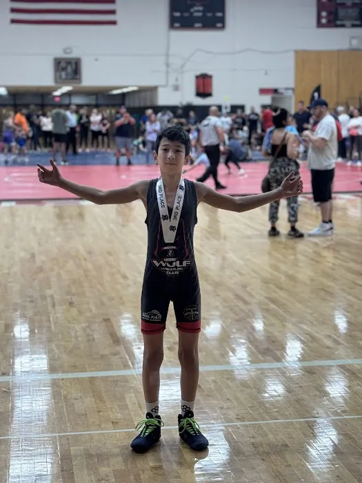 Wolf Wrestling Club Picture 10