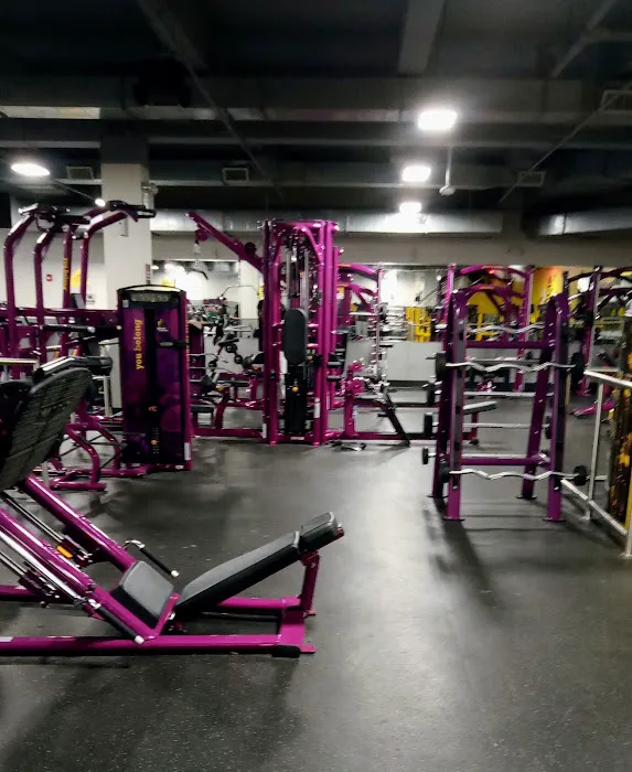 Planet Fitness Picture 1