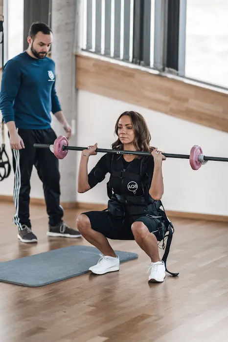 ShapeUBody EMS Fitness Training and Workout Picture 10