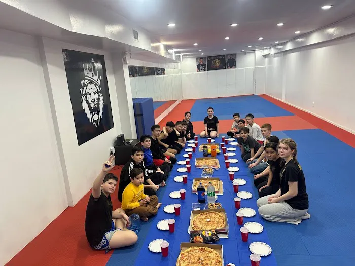 Falcons Fight Club Picture 3