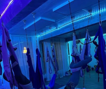 FlyFaceYogaNYC