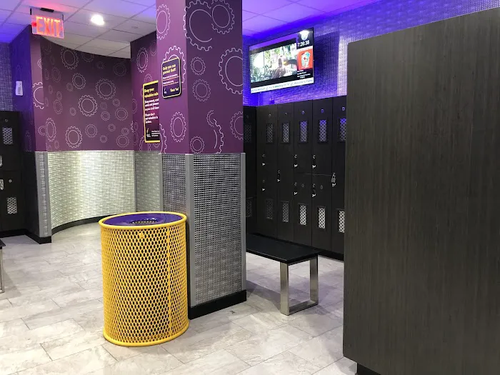 Planet Fitness Picture 5