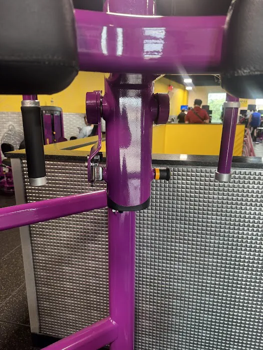 Planet Fitness Picture 8