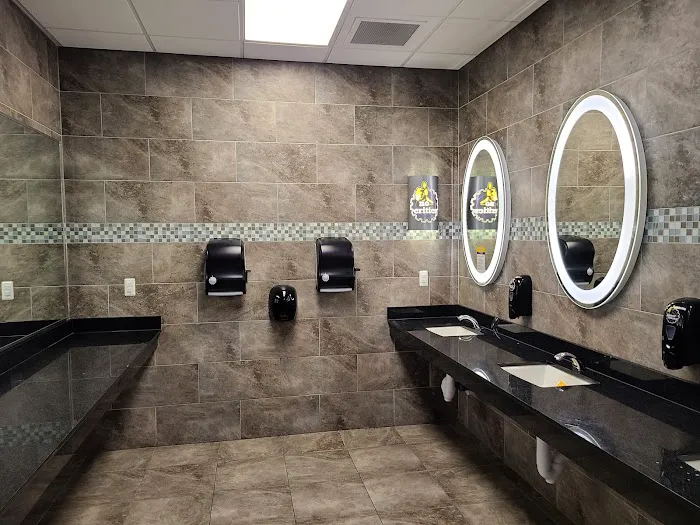 Planet Fitness Picture 8