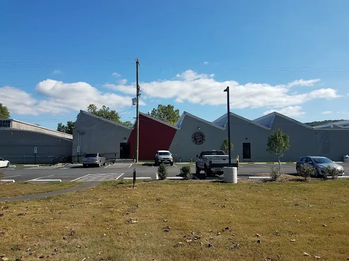 Shenandoah Powerhouse Gym & Fitness Center Picture 10
