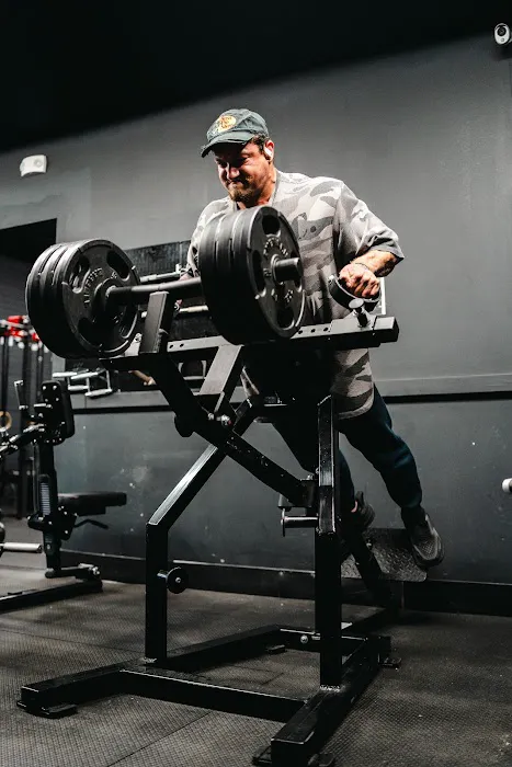 Iron Built Gym Picture 9