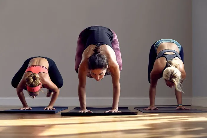 Pure Power Yoga Studio Picture 2