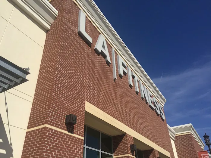 LA Fitness Picture 3